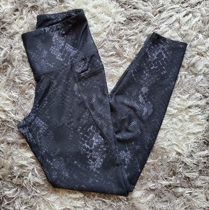 Old Navy Leggings 7/8 With Pockets (Small)